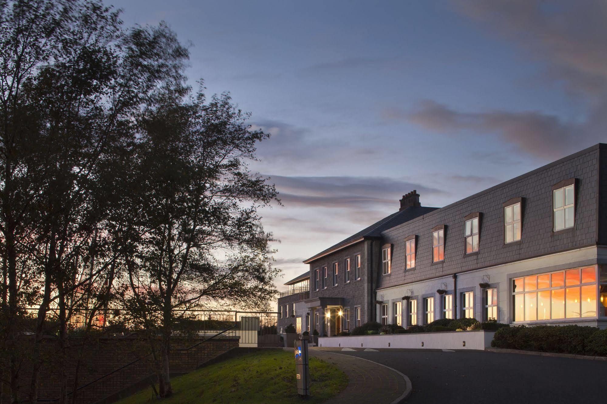 Radisson Blu Hotel y Spa Sligo Exterior foto