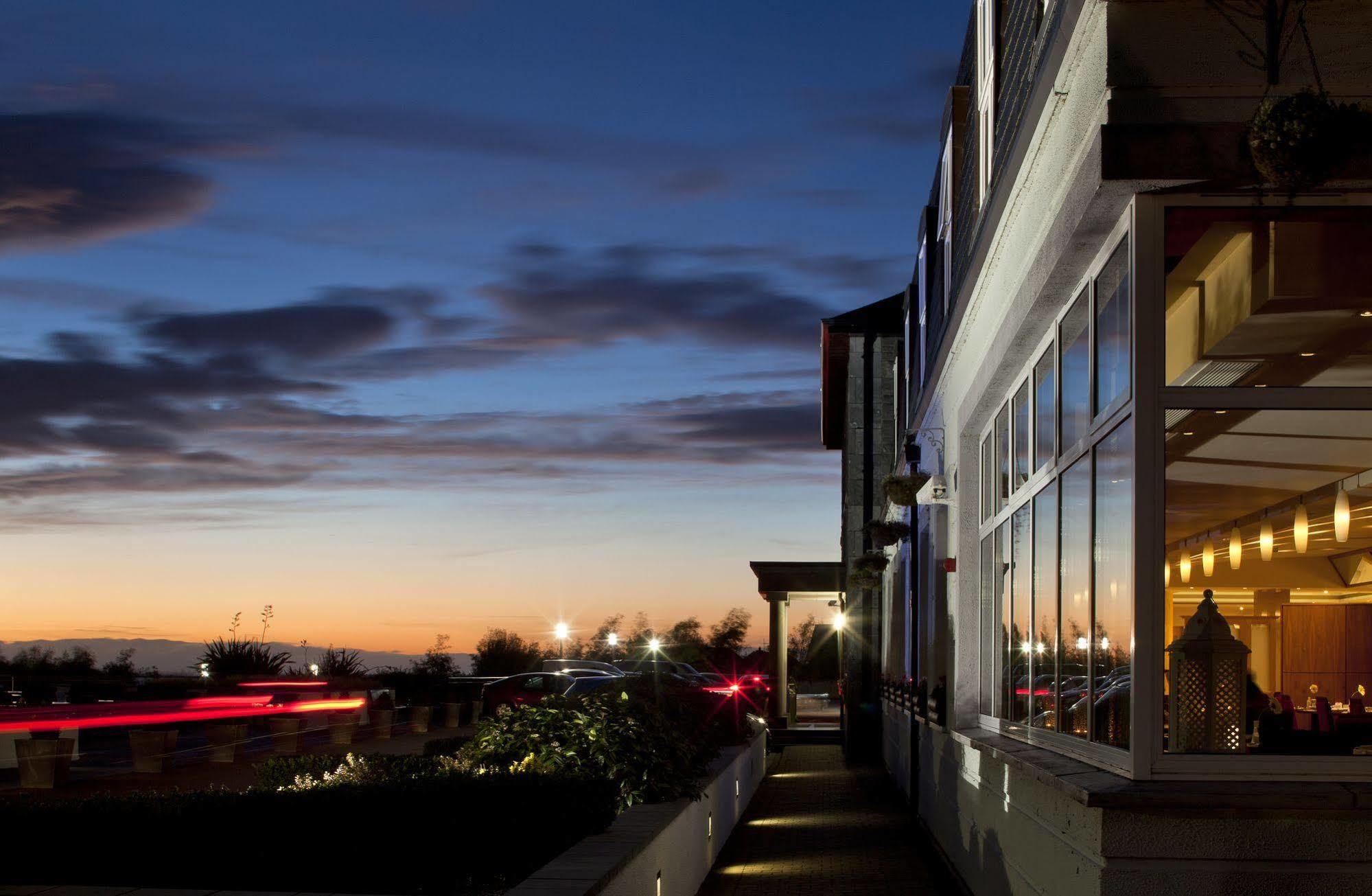 Radisson Blu Hotel y Spa Sligo Exterior foto