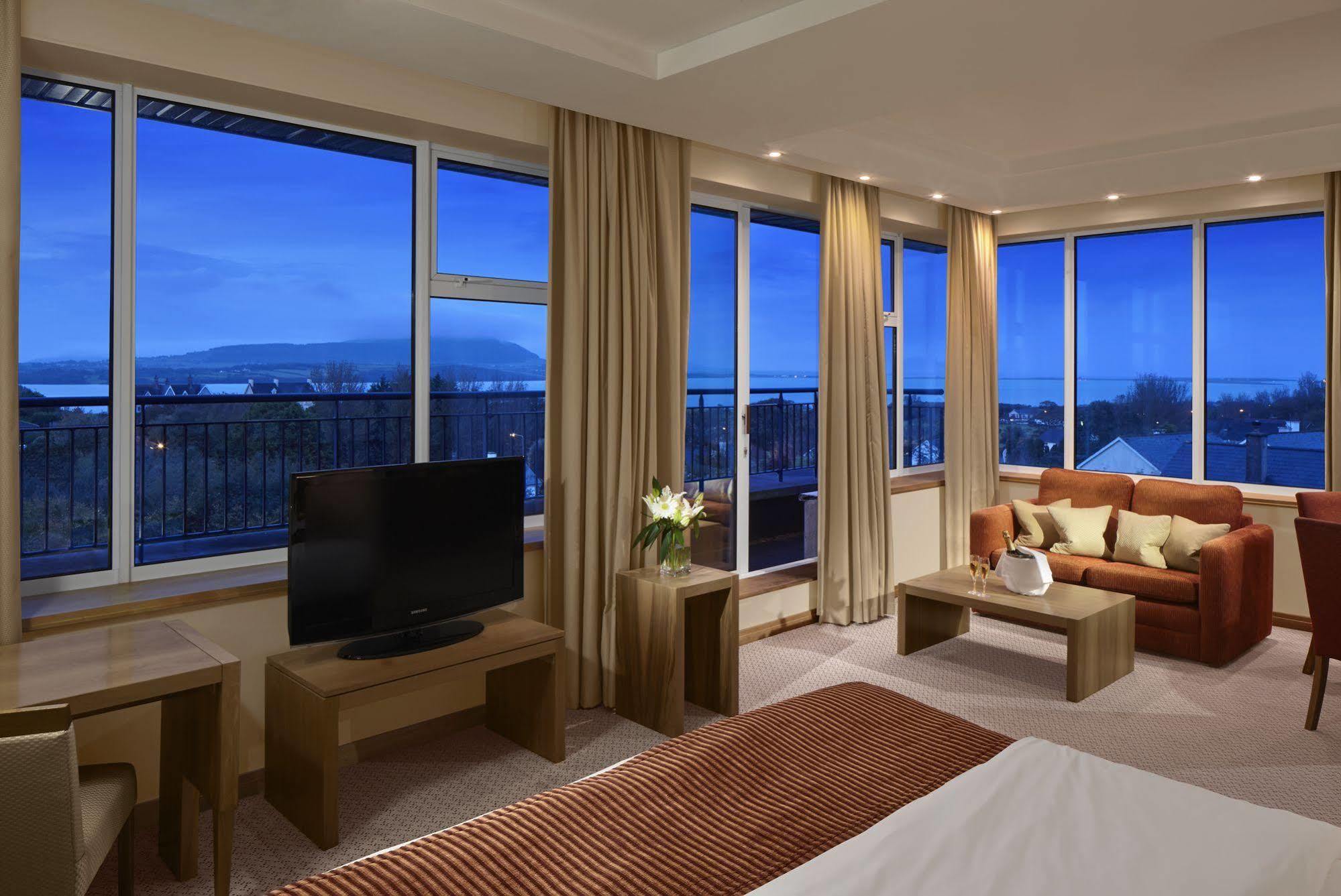 Radisson Blu Hotel y Spa Sligo Exterior foto